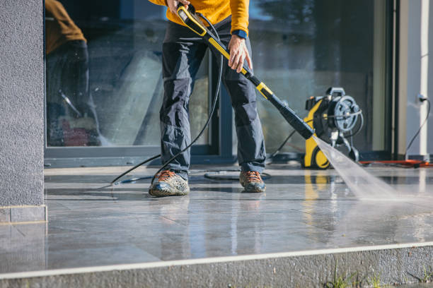 Best Concrete Pressure Washing  in Lincoln, AR