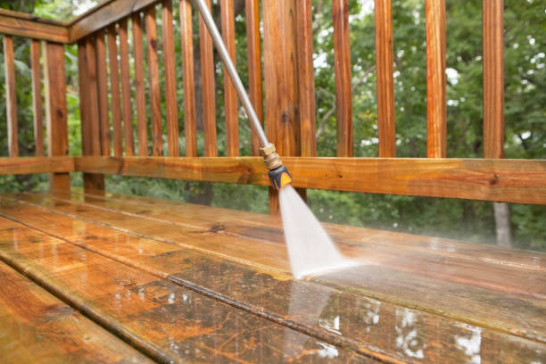 Why Choose Our Certified Pressure Washing Experts for Your Project Needs in Lincoln, AR?