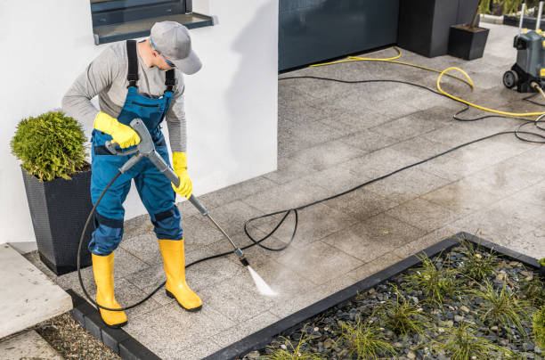 Why Choose Our Certified Pressure Washing Experts for Your Project Needs in Lincoln, AR?